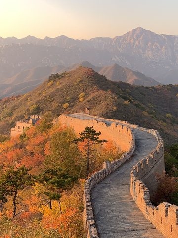 Great Wall in autumn
